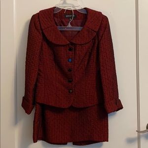 Jones New York Skirt Suit Dark Red 2P